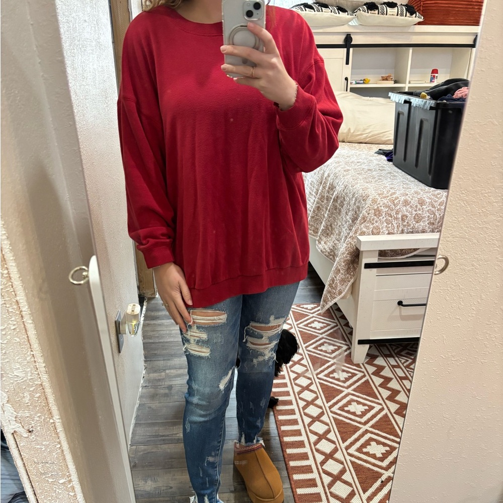 Red American eagle sweatshirt